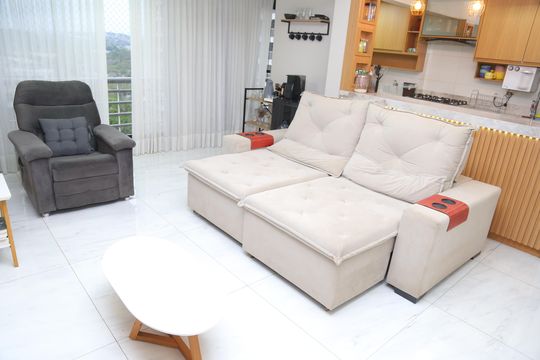 Apartamento à venda com 3 quartos, 80m² em Ipiranga, Goiânia