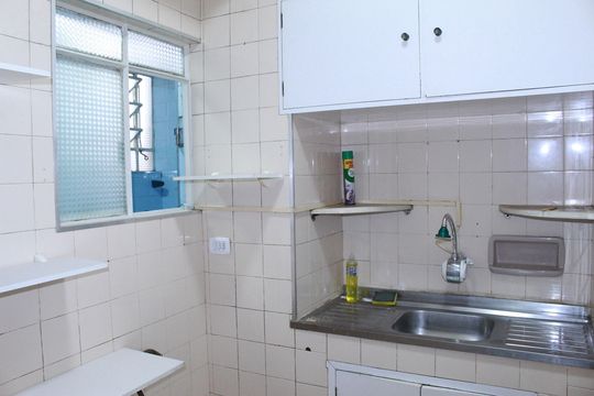 Cozinha de kitnet/studio à venda com 1 quarto, 28m² em Santa Ifigênia, São Paulo
