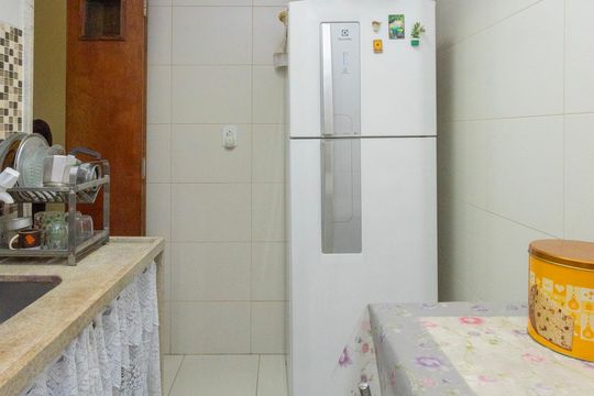 Cozinha de apartamento à venda com 2 quartos, 64m² em Vila Campo Grande, São Paulo