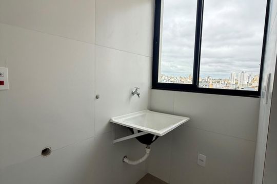 Apartamento à venda com 3 quartos, 79m² em Alto Barroca, Belo Horizonte