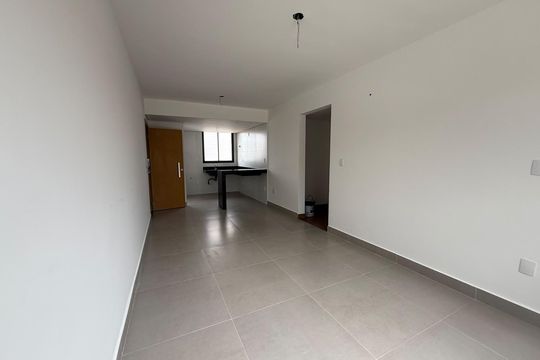Apartamento à venda com 3 quartos, 79m² em Alto Barroca, Belo Horizonte