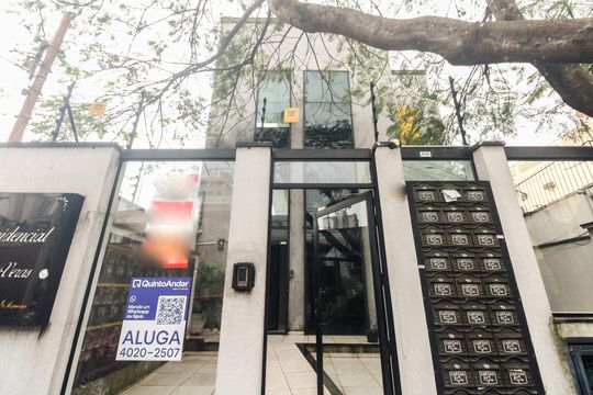 Fachada de apartamento para alugar com 1 quarto, 30m² em Vila Esperança, São Paulo