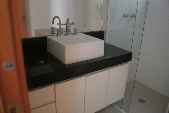 Banheiro 2 de apartamento à venda com 2 quartos, 176m² em Santa Paula, São Caetano do Sul