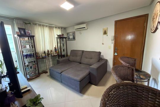 Apartamento à venda com 3 quartos, 85m² em Setor Habitacional Vicente Pires, Brasília