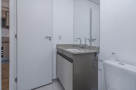 banheiro social_3 de apartamento à venda com 1 quarto, 36m² em Ipiranga, São Paulo