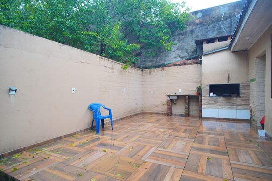 Churrasqueira de casa à venda com 3 quartos, 160m² em Ideal, Novo Hamburgo