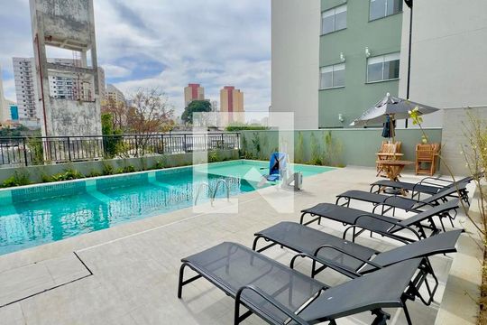 Area Comum - Piscina de apartamento para alugar com 2 quartos, 44m² em Centro, Guarulhos
