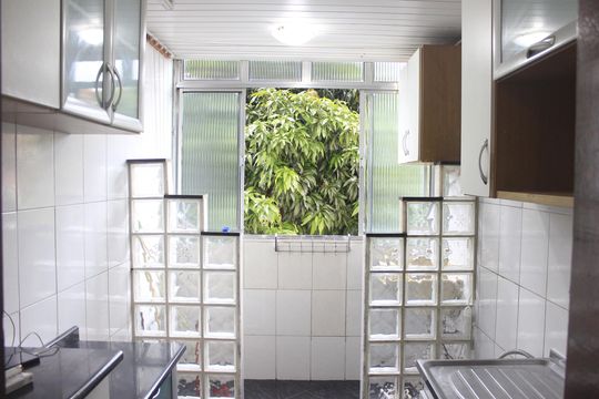 Cozinha  de apartamento para alugar com 2 quartos, 60m² em Vila Lanzara, Guarulhos