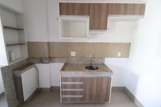 Cozinha de apartamento para alugar com 1 quarto, 39m² em Morada da Colina, Uberlândia