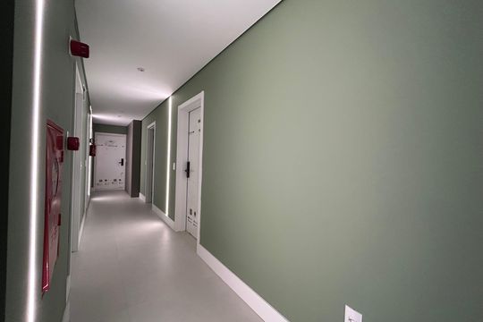 Hall de entrada de kitnet/studio para alugar com 1 quarto, 23m² em Centro, Florianópolis