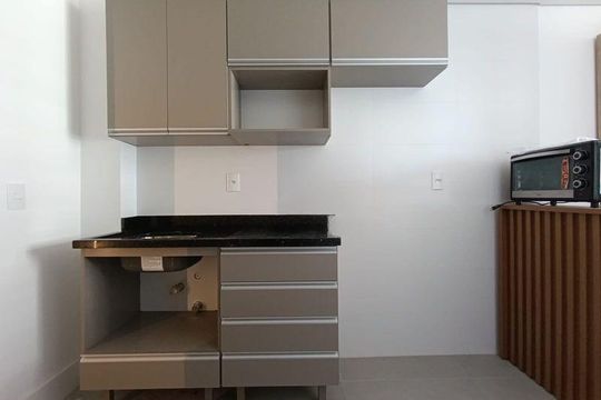 Cozinha de apartamento para alugar com 1 quarto, 23m² em Centro, Florianópolis