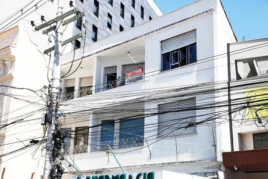 Fachada de apartamento para alugar com 2 quartos, 80m² em São João, Porto Alegre