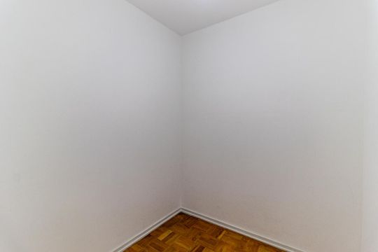 Quarto de Serviço de apartamento para alugar com 2 quartos, 105m² em Higienópolis, São Paulo