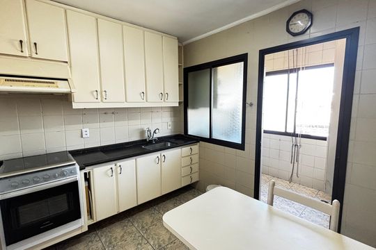 Cozinha de apartamento para alugar com 2 quartos, 77m² em Vila Sao Pedro, Santo André