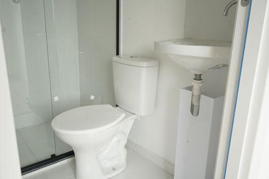 Banheiro de apartamento para alugar com 1 quarto, 18m² em Vila Aricanduva, São Paulo