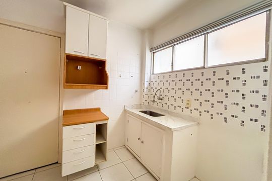 Apartamento para alugar com 2 quartos, 100m² em Cerqueira César, São Paulo