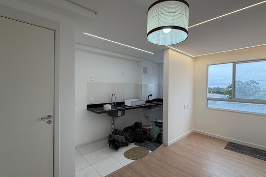 Apartamento para alugar com 2 quartos, 38m² em Chacara Santa Lucia, Carapicuíba