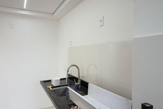 Apartamento para alugar com 2 quartos, 38m² em Chacara Santa Lucia, Carapicuíba
