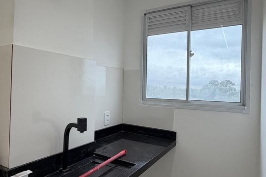 Apartamento para alugar com 2 quartos, 38m² em Chacara Santa Lucia, Carapicuíba