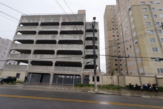 Fachada de apartamento para alugar com 2 quartos, 35m² em Vila Palmares, Santo André