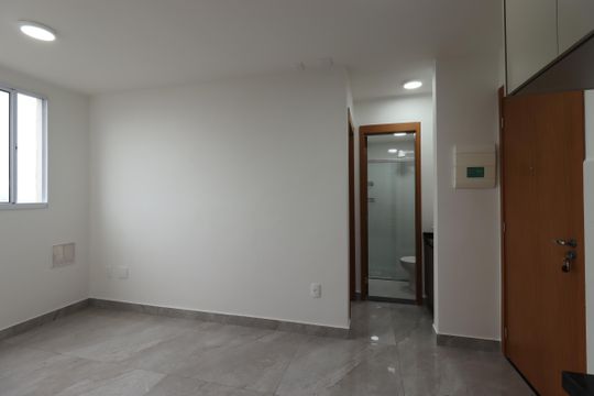 Sala de apartamento para alugar com 2 quartos, 35m² em Vila Palmares, Santo André