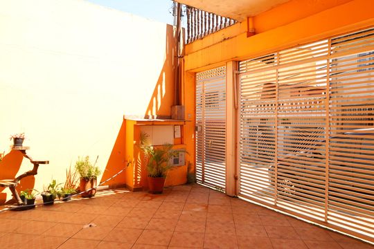 Garagem de casa para alugar com 2 quartos, 80m² em Vila Raquel, São Paulo