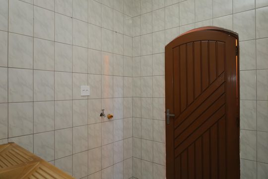 Área de Serviço de casa para alugar com 2 quartos, 80m² em Vila Raquel, São Paulo