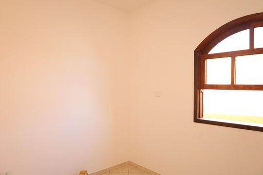 Quarto 2 de casa para alugar com 2 quartos, 80m² em Vila Raquel, São Paulo