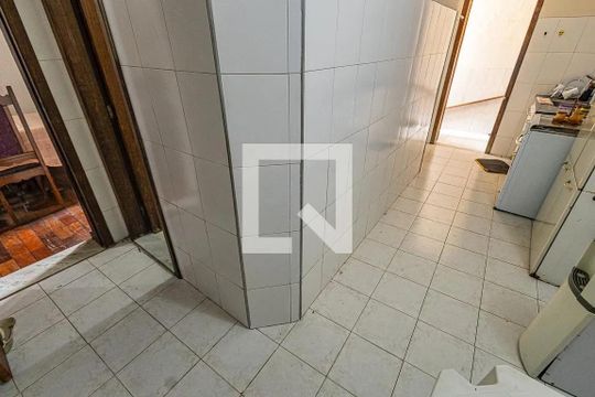 Cozinha de casa para alugar com 2 quartos, 141m² em Alípio de Melo, Belo Horizonte