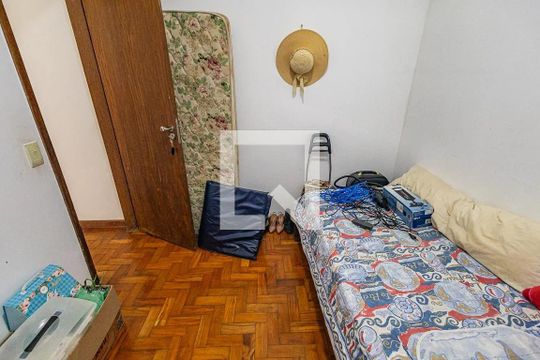Quarto 2 de casa para alugar com 2 quartos, 141m² em Alípio de Melo, Belo Horizonte