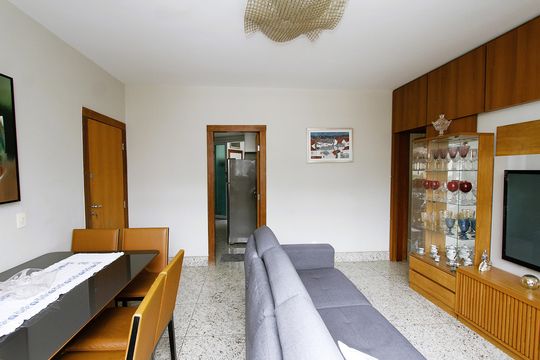 Sala de apartamento à venda com 3 quartos, 95m² em Buritis, Belo Horizonte