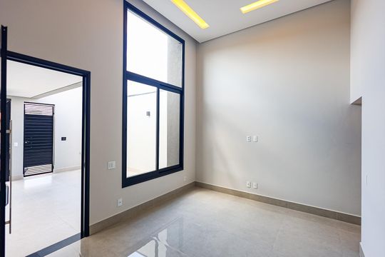 Casa à venda com 3 quartos, 108m² em Parque Residencial Sabiás, Indaiatuba