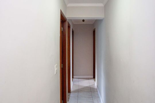 Corredor de apartamento à venda com 3 quartos, 77m² em Centro, Diadema