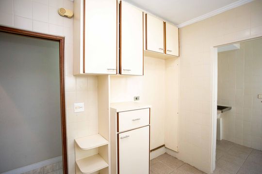 Cozinha de apartamento à venda com 3 quartos, 77m² em Centro, Diadema