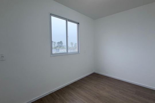 Apartamento para alugar com 1 quarto, 28m² em Chacara Santa Lucia dos Ypes, Carapicuíba