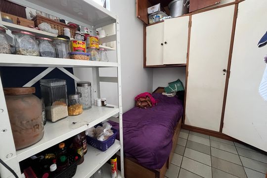 Quarto de Serviço de apartamento à venda com 3 quartos, 280m² em Barra da Tijuca, Rio de Janeiro