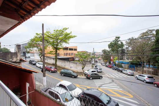 Varanda de casa para alugar com 4 quartos, 160m² em Taboão, Diadema