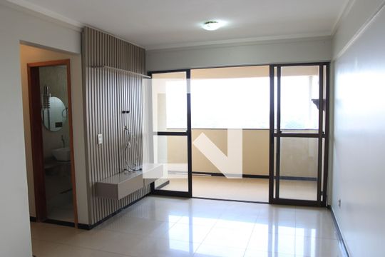 Apartamento para alugar com 3 quartos, 76m² em Alto da Glória, Goiânia