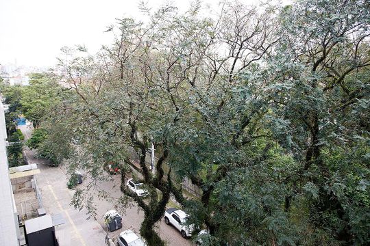 Quarto 1 Vista de apartamento à venda com 2 quartos, 94m² em Santana, Porto Alegre