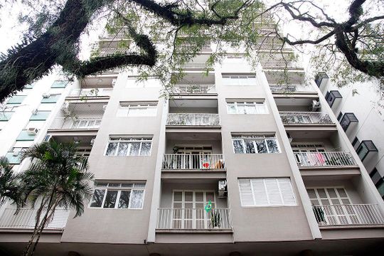Fachada de apartamento à venda com 2 quartos, 94m² em Santana, Porto Alegre