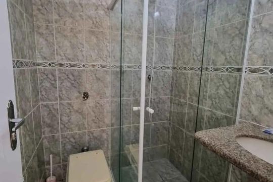 Banheiro de apartamento à venda com 2 quartos, 62m² em Jardim Miranda, Campinas