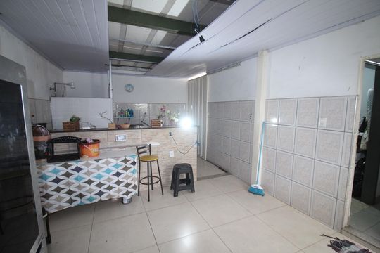 Área de Serviço de casa para alugar com 5 quartos, 268m² em Cardoso, Contagem
