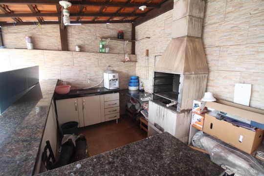Area Gourmet de casa para alugar com 5 quartos, 268m² em Cardoso, Contagem