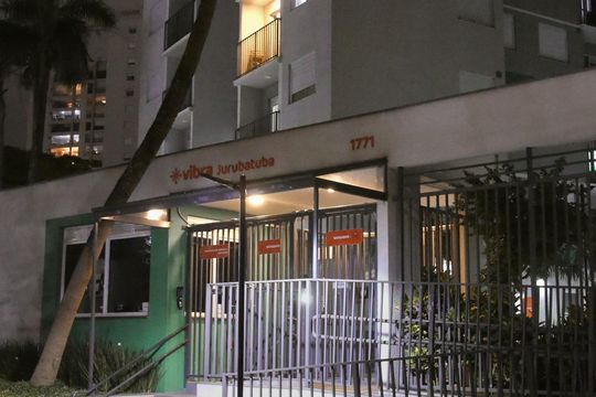 Fachada de apartamento para alugar com 1 quarto, 40m² em Jurubatuba, São Paulo