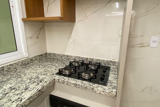 Cozinha de apartamento para alugar com 2 quartos, 33m² em Vila Diva (Zona Leste), São Paulo