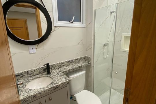 Banheiro de apartamento para alugar com 2 quartos, 33m² em Vila Diva (Zona Leste), São Paulo