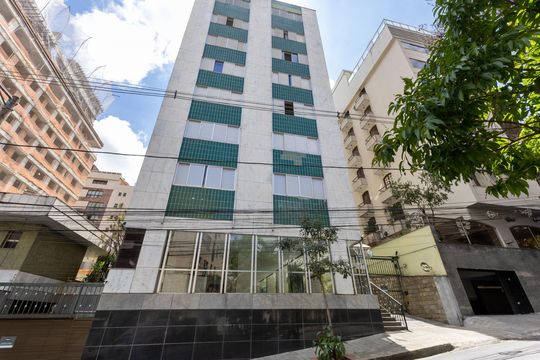 Fachada de apartamento para alugar com 5 quartos, 314m² em Santo Antônio, Belo Horizonte