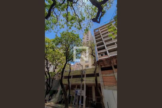 Fachada de apartamento à venda com 2 quartos, 70m² em Lourdes, Belo Horizonte