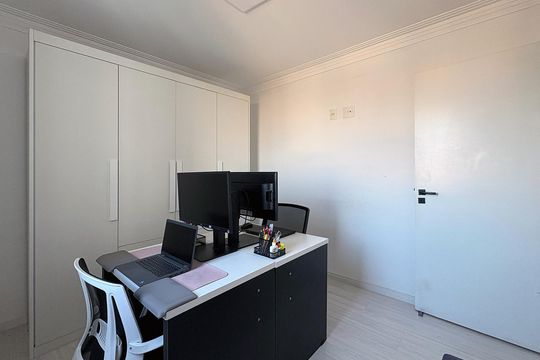 Quarto 2 de apartamento à venda com 2 quartos, 52m² em Chácara Cruzeiro do Sul, São Paulo