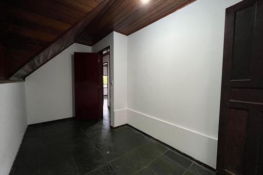 Quarto 2 de casa de condomínio para alugar com 2 quartos, 50m² em Itanhangá, Rio de Janeiro